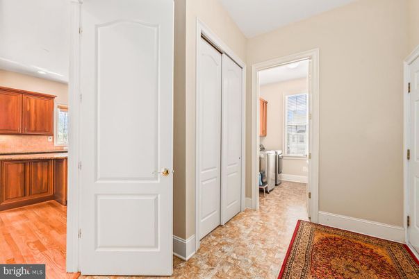Interior, Recessed Lighting, Washer