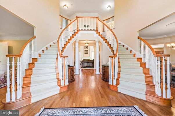 Chandelier, Interior, Wood Texture Flooring