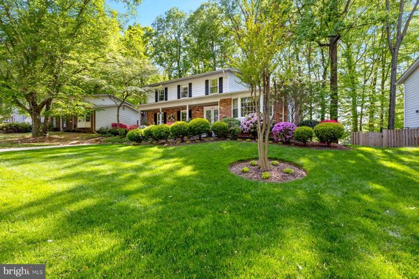 Backyard, Exterior, Facade, Brick Facade, Split Level