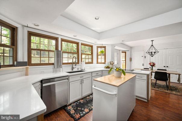 Interior, Kitchen, Pendant Lights, Recessed Lighting, Wood Texture Flooring