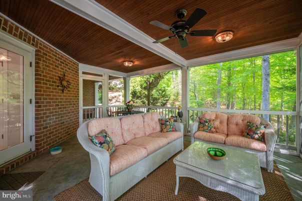 Interior, Living room, Stone Walls, Sun Room, Wooden Ceilings