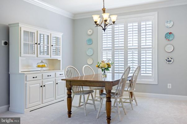 Chandelier, Dining room, Interior