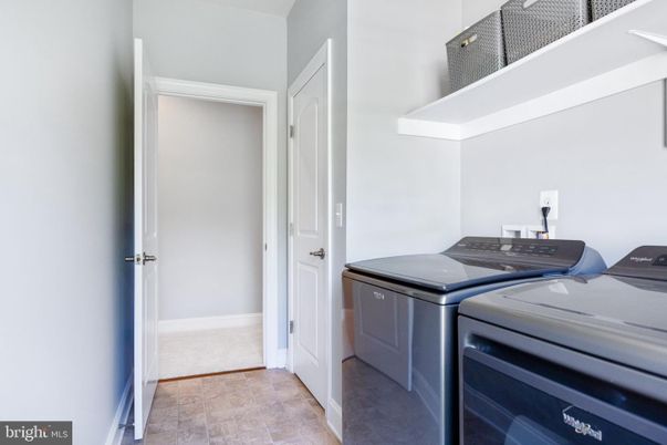 Interior, Washer