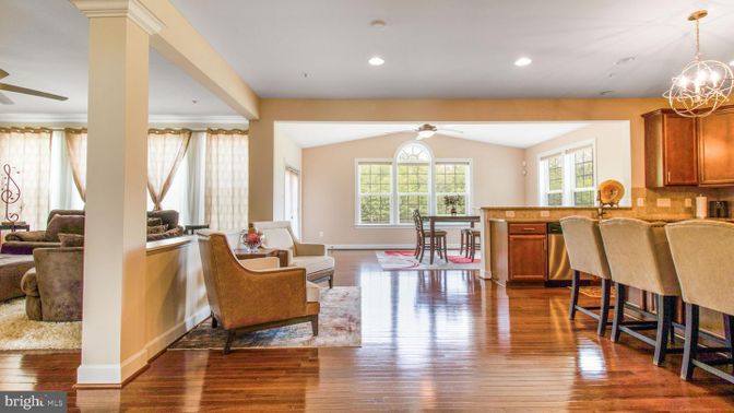 Interior, Kitchen, Living room, Pendant Lights, Recessed Lighting, Wood Texture Flooring