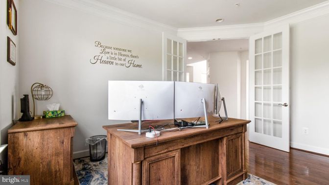 Home Office, Interior, Recessed Lighting, Wood Texture Flooring