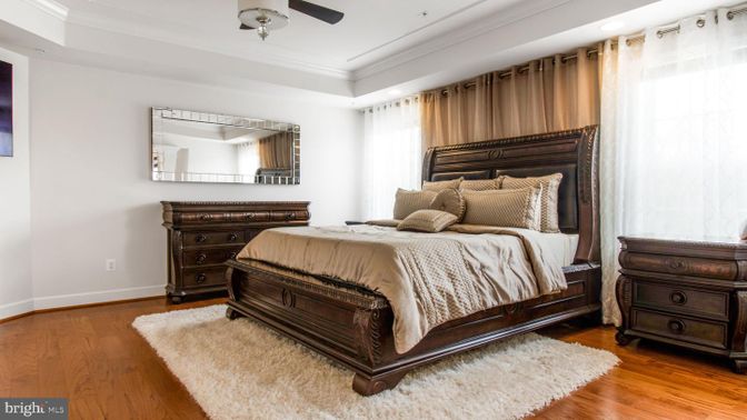 Bedroom, Interior, Recessed Lighting, Wood Texture Flooring