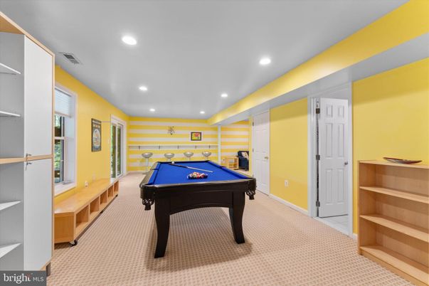 Billiard Table, Game Room, Interior, Recessed Lighting