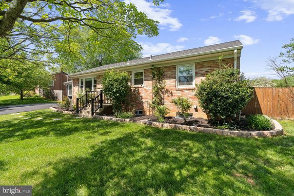 Exterior, Facade, Brick Facade, Split Level
