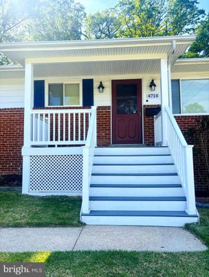 Exterior, Facade, Brick Facade, None