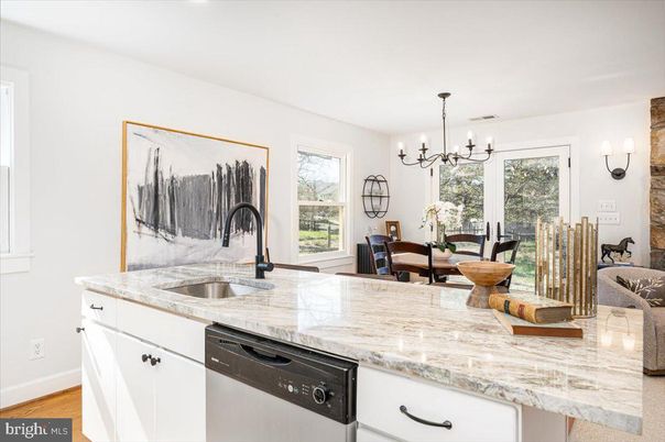 Chandelier, Dining room, Interior, Kitchen, Wood Texture Flooring