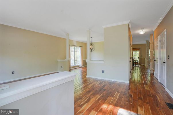 Chandelier, Empty room, Interior, Wood Texture Flooring