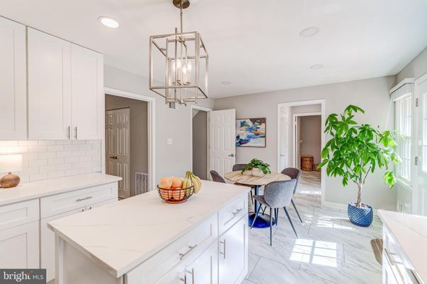 Interior, Kitchen, Marble, Pendant Lights, Recessed Lighting