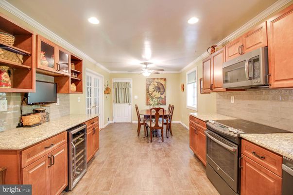 Dining room, Interior, Kitchen, Recessed Lighting