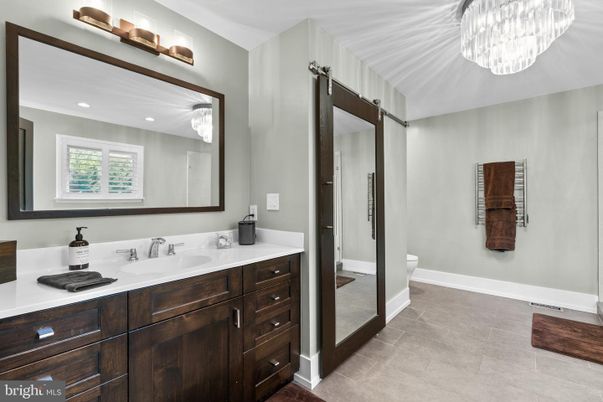 Bathroom, Chandelier, Dual Sink Vanities, Interior, Recessed Lighting