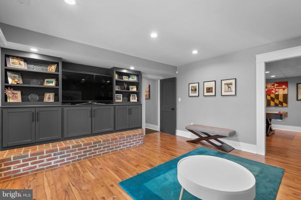 Bathroom, Interior, Recessed Lighting, Wood Texture Flooring