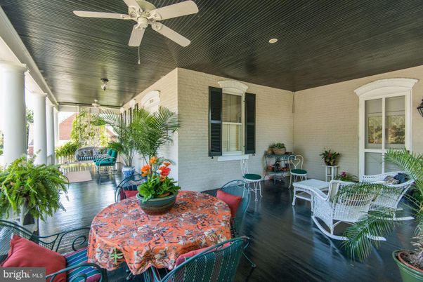 Exterior, Wood Texture Flooring