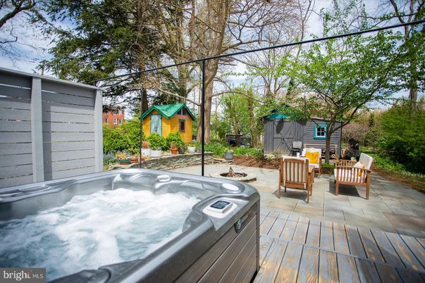 Backyard, Exterior, Hot Tub