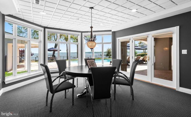 Dining room, Interior, Pendant Lights, Water