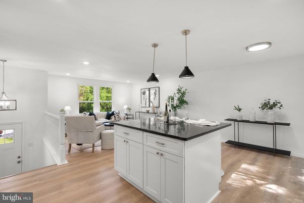 Dining room, Interior, Kitchen, Living room, Pendant Lights, Recessed Lighting, Wood Texture Flooring