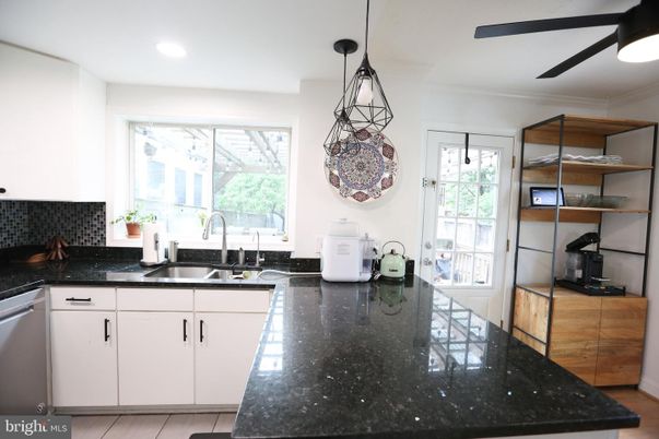 Interior, Kitchen, Pendant Lights, Recessed Lighting