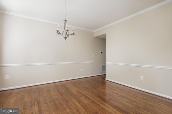 Chandelier, Empty room, Interior, Wood Texture Flooring