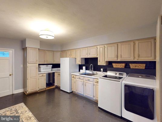 Interior, Kitchen, Washer