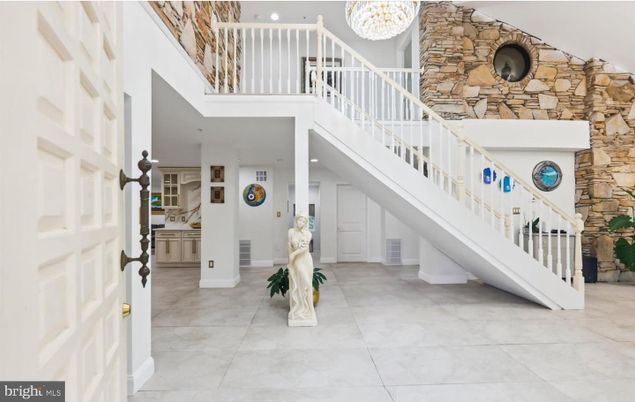 Chandelier, Interior, Recessed Lighting