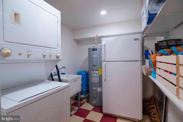 Interior, Recessed Lighting, Utility Closets, Washer