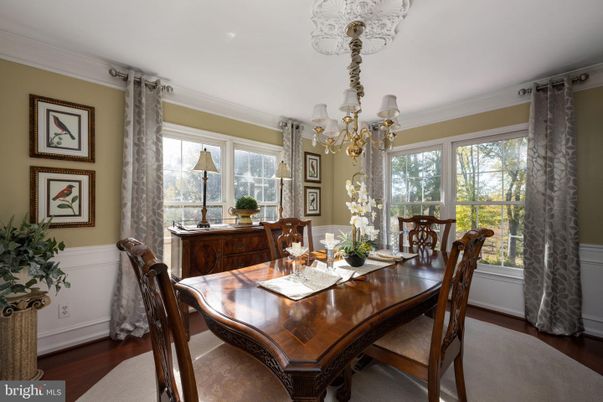 Chandelier, Dining room, Interior, Wood Texture Flooring