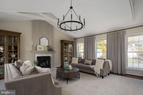 Chandelier, Fireplace, Interior, Living room