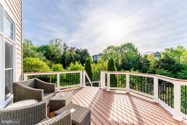 Exterior, Wood Texture Flooring