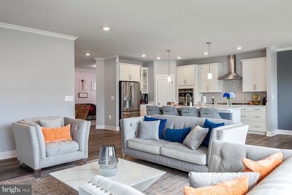 Interior, Kitchen, Living room, Pendant Lights, Recessed Lighting, Stainless Steel Appliances, Wood Texture Flooring
