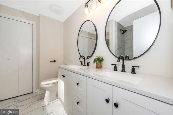 Bathroom, Dual Sink Vanities, Interior, Marble