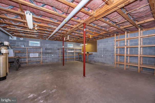 Garage, Interior, Stone Walls, Wooden Beams