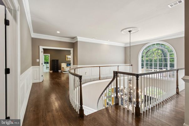 Interior, Pendant Lights, Recessed Lighting, Wood Texture Flooring