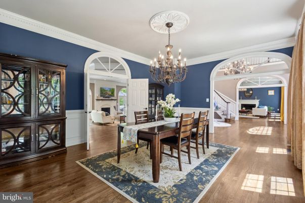 Chandelier, Dining room, Interior, Living room, Wood Texture Flooring