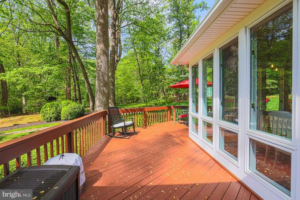Exterior, Wood Texture Flooring