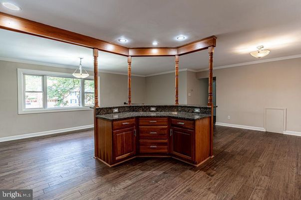Bathroom, Interior, Recessed Lighting, Wood Texture Flooring