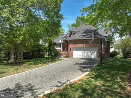 Attached, Exterior, Facade, Brick Facade, Cape Cod