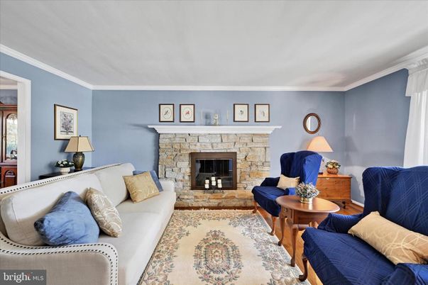 Fireplace, Interior, Living room