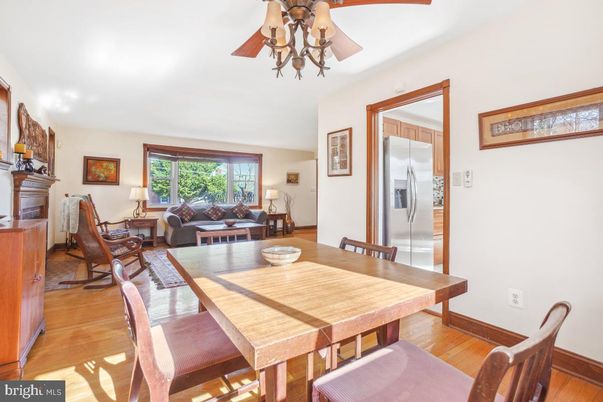 Chandelier, Dining room, Interior, Living room, Stainless Steel Appliances, Wood Texture Flooring
