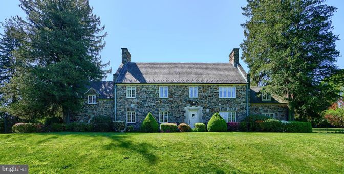 Backyard, Exterior, Facade, Georgian