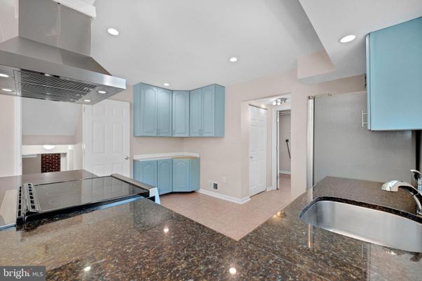 Interior, Kitchen, Recessed Lighting