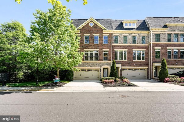 Attached, Exterior, Facade, Brick Facade, Rowhouse