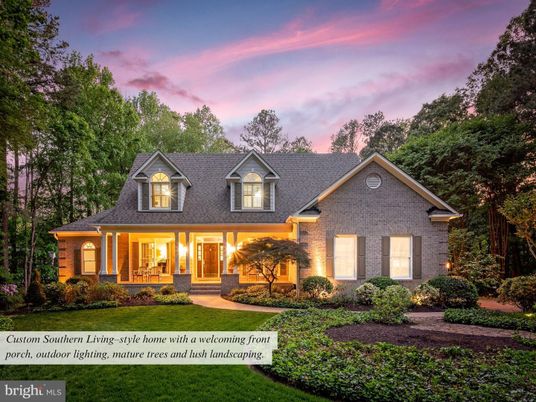 Exterior, Facade, Brick Traditional