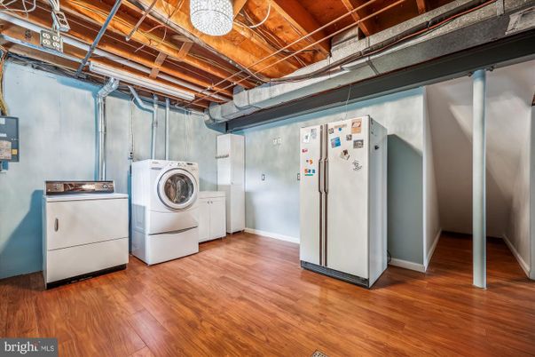 Interior, Utility Closets, Washer, Wooden Beams, Wood Texture Flooring