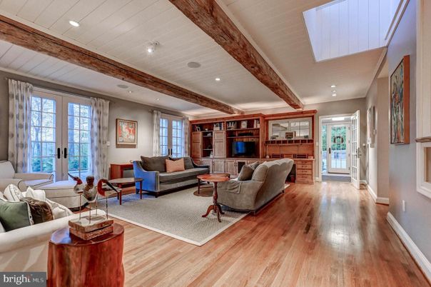 Interior, Living room, Recessed Lighting, Wooden Beams, Wood Texture Flooring