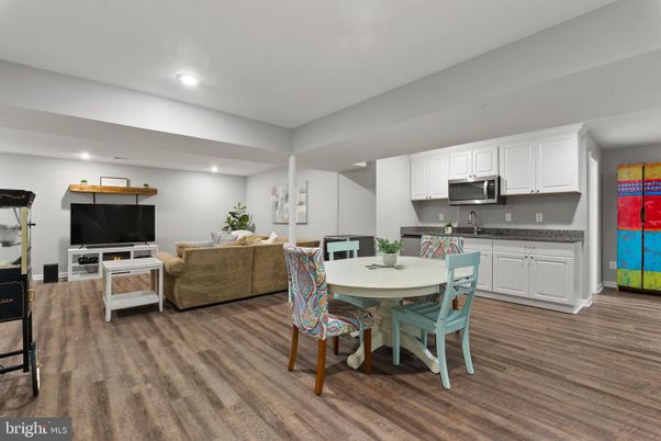Dining room, Interior, Kitchen, Living room, Recessed Lighting, Wood Texture Flooring