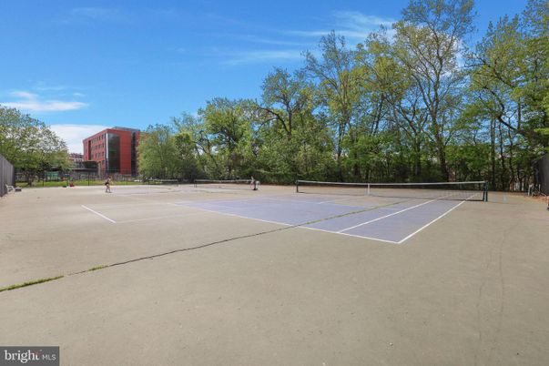 Exterior, Tennis Courts