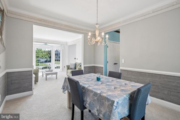 Chandelier, Dining room, Interior, Living room, Wood Texture Flooring